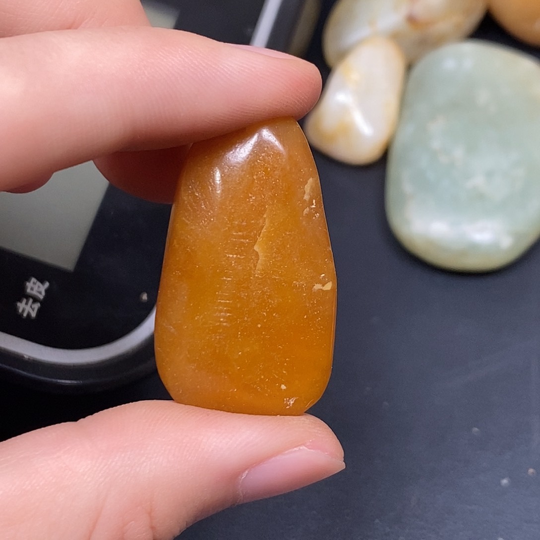 和田玉（糖玉）未镶嵌挂件