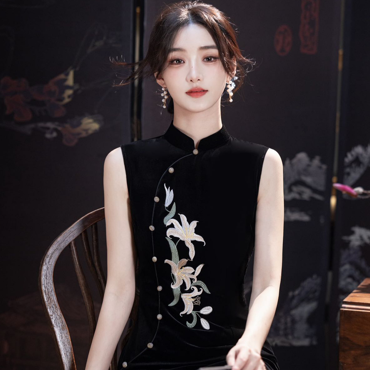 凤竹｜如愿低领一字扣刺绣复古复古港风旗袍气质长款清凉感山系