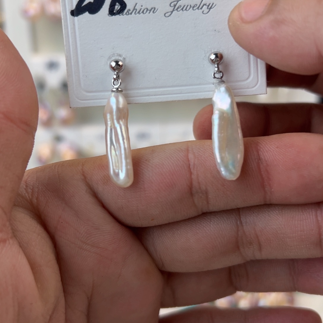 淡水珍珠耳饰未镶嵌