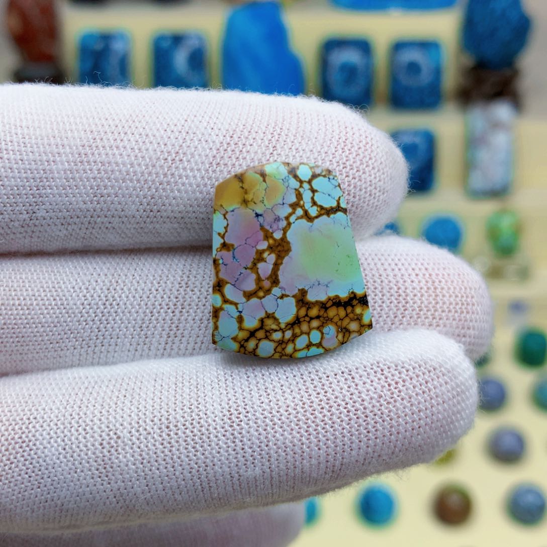 绿松石绿松石未镶嵌