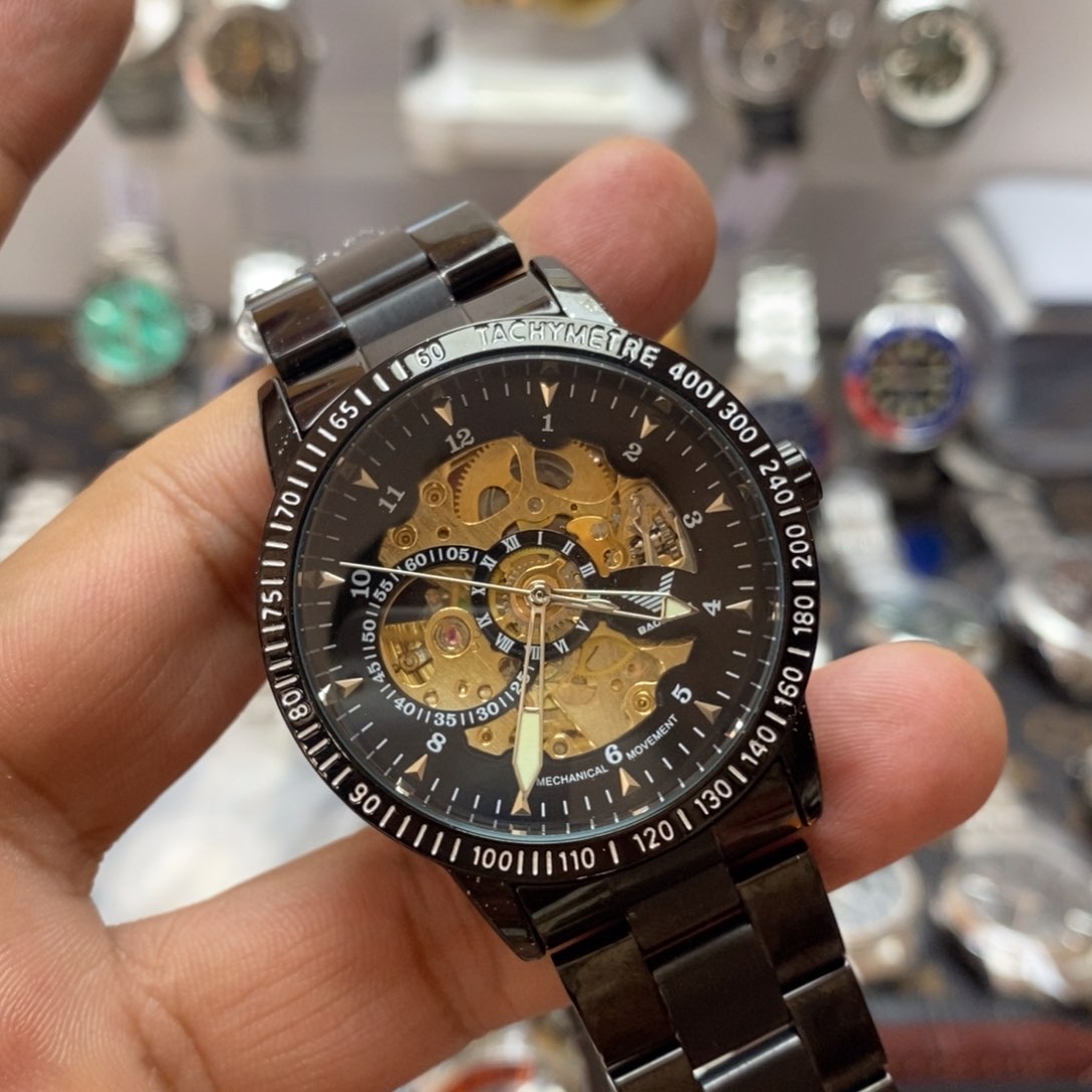 自动机械机芯锻造碳钢全自动手表一只