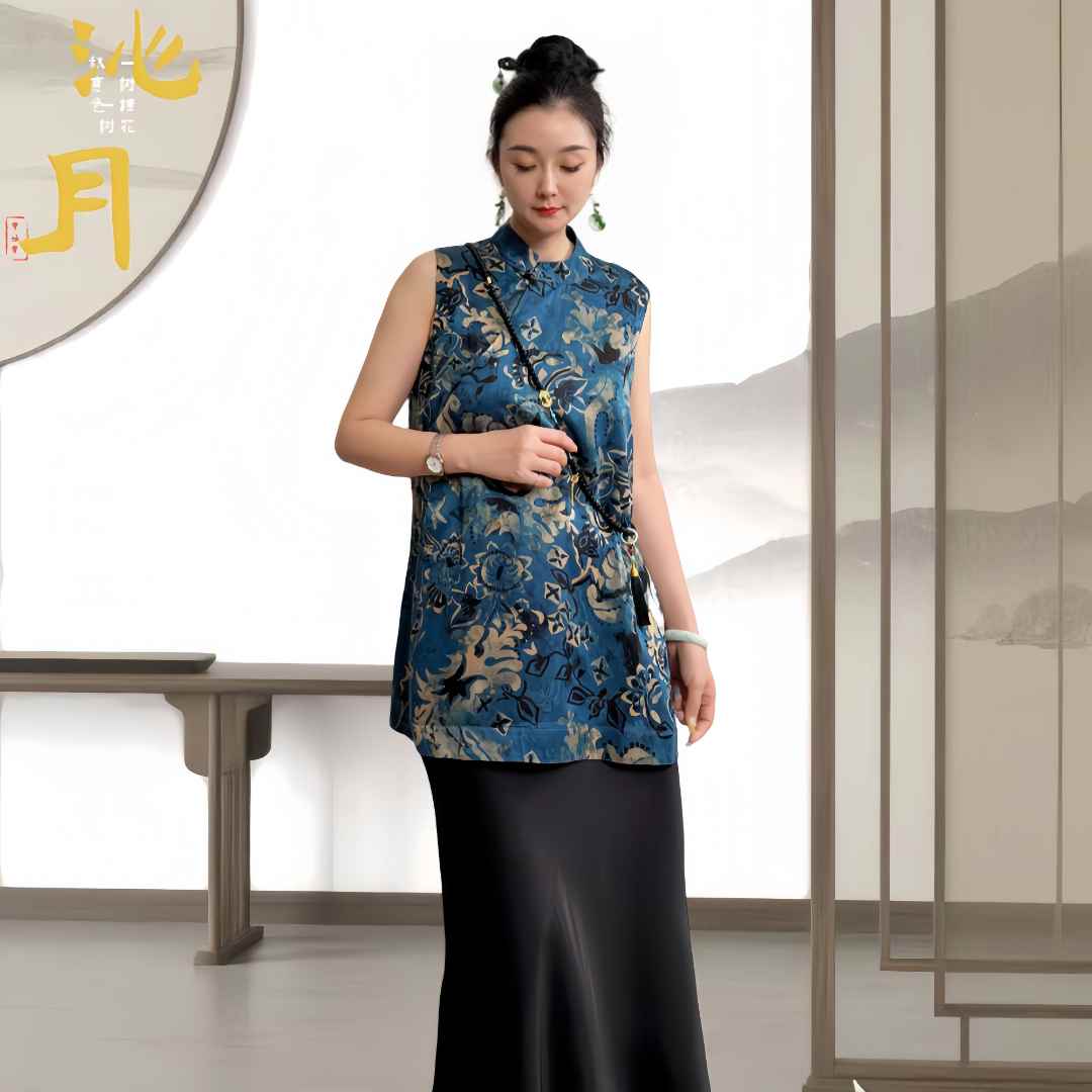 新中式无袖上衣100%桑蚕丝香云纱青花瓷改良旗袍领夏季国风马甲