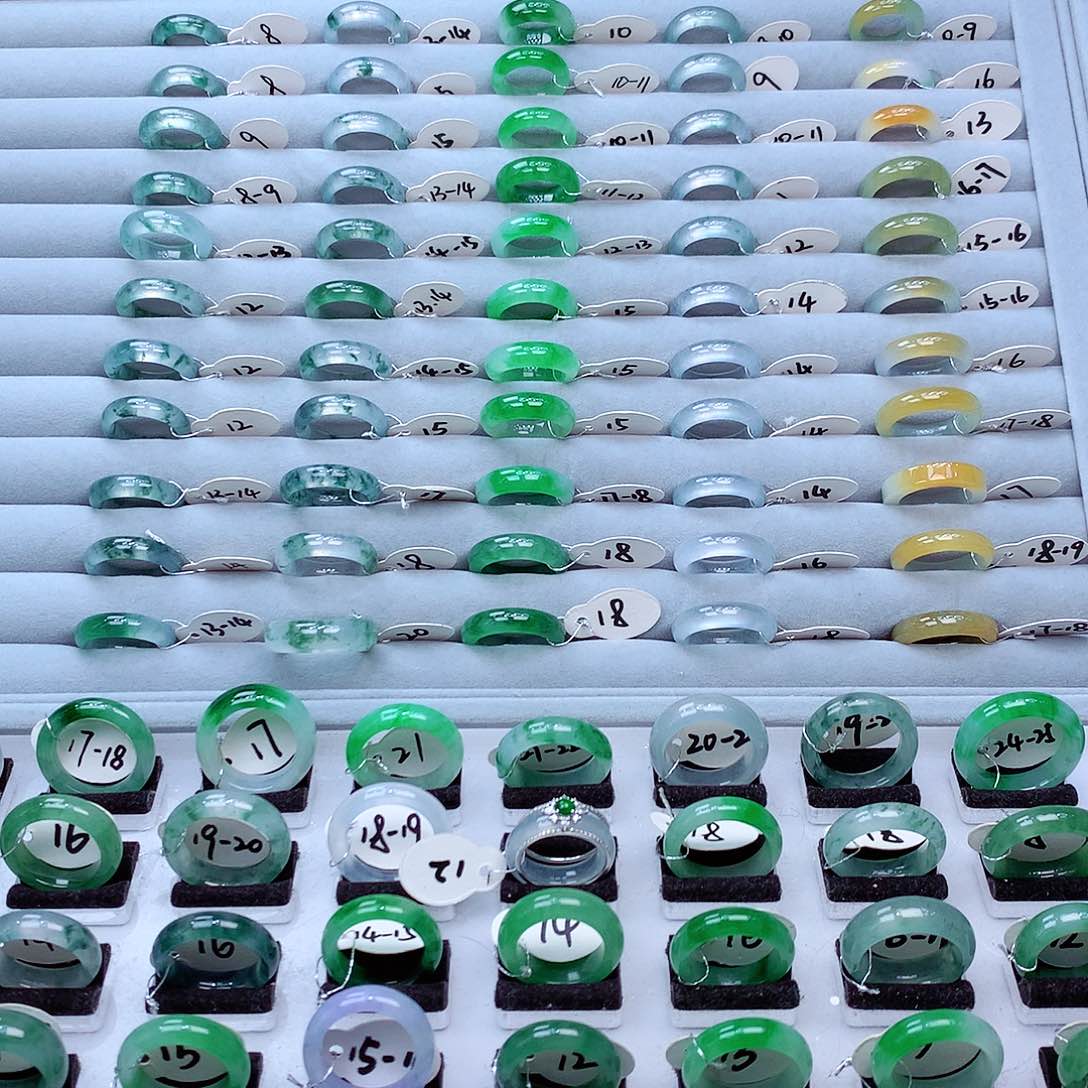 翡翠戒指未镶嵌翡翠