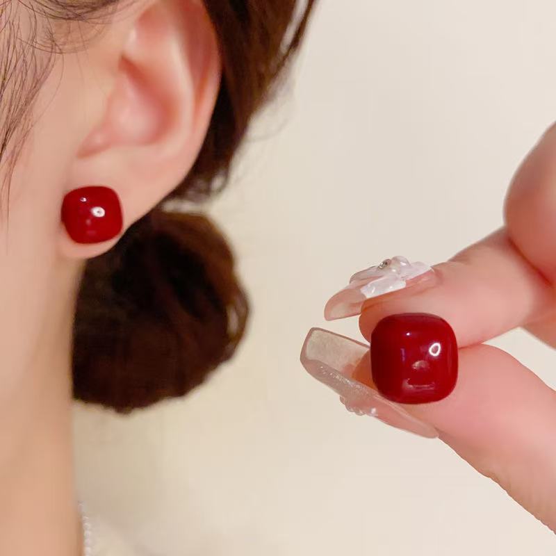 925银耳饰 s925银针气质小巧安可拉红方形耳钉