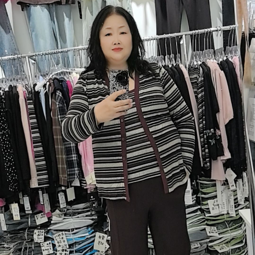 彩色条纹吊带外搭上衣女款休闲时尚单品