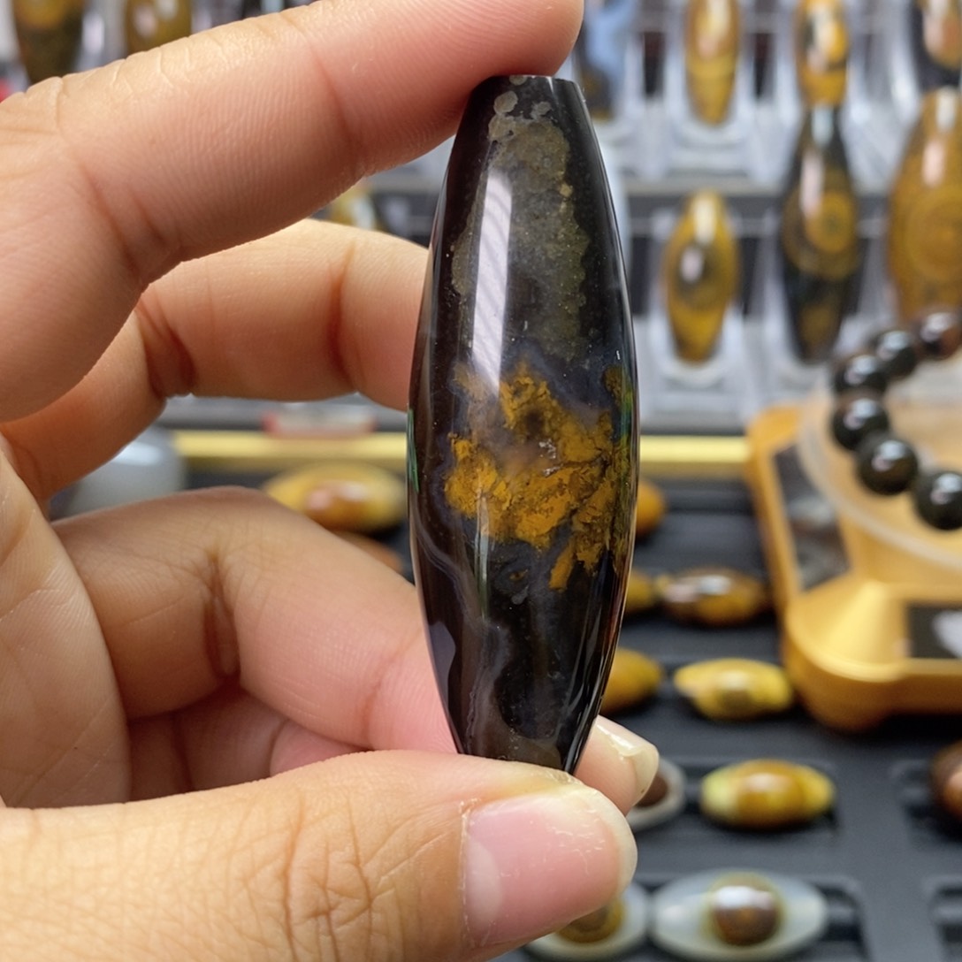 玛瑙/玉髓颈饰合金