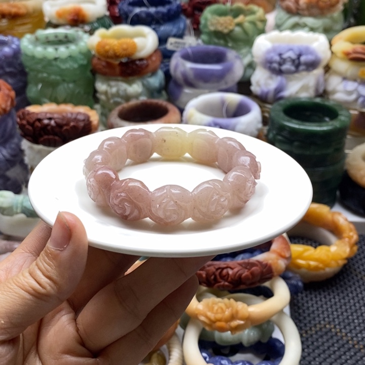 石英质玉未镶嵌手镯