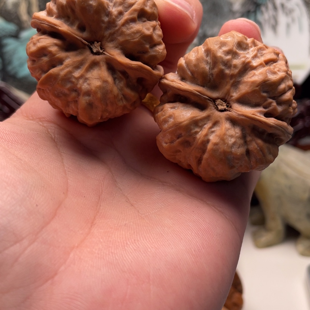 兆***^核桃蛤蟆头文玩C22