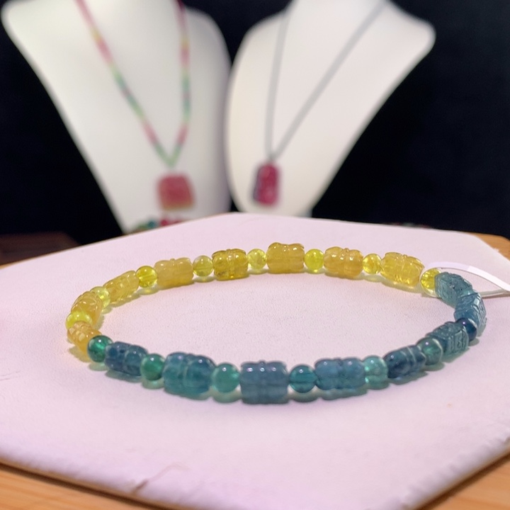 双色碧玺手链未镶嵌