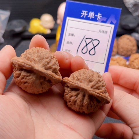 文玩核桃把件41宫灯 188