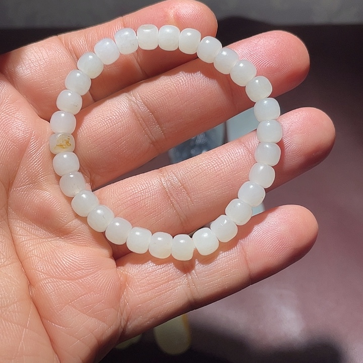 和田玉未镶嵌手链