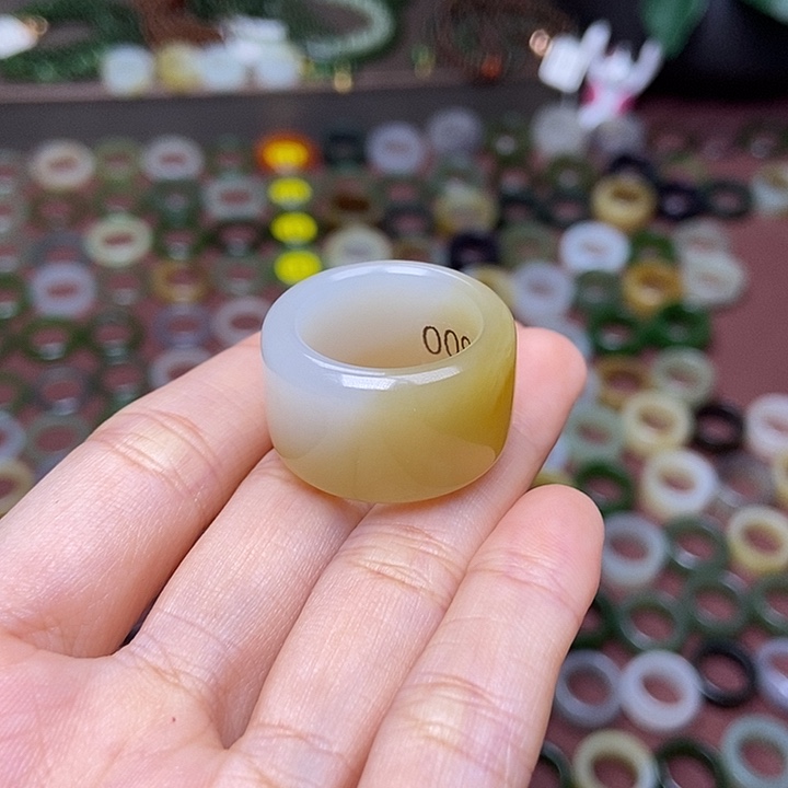 和田玉戒指未镶嵌18.4晨光