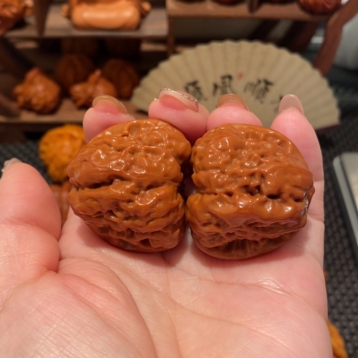 文玩核桃吊坠36蛤蟆头670