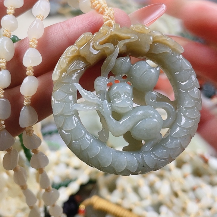 未镶嵌和田玉挂件