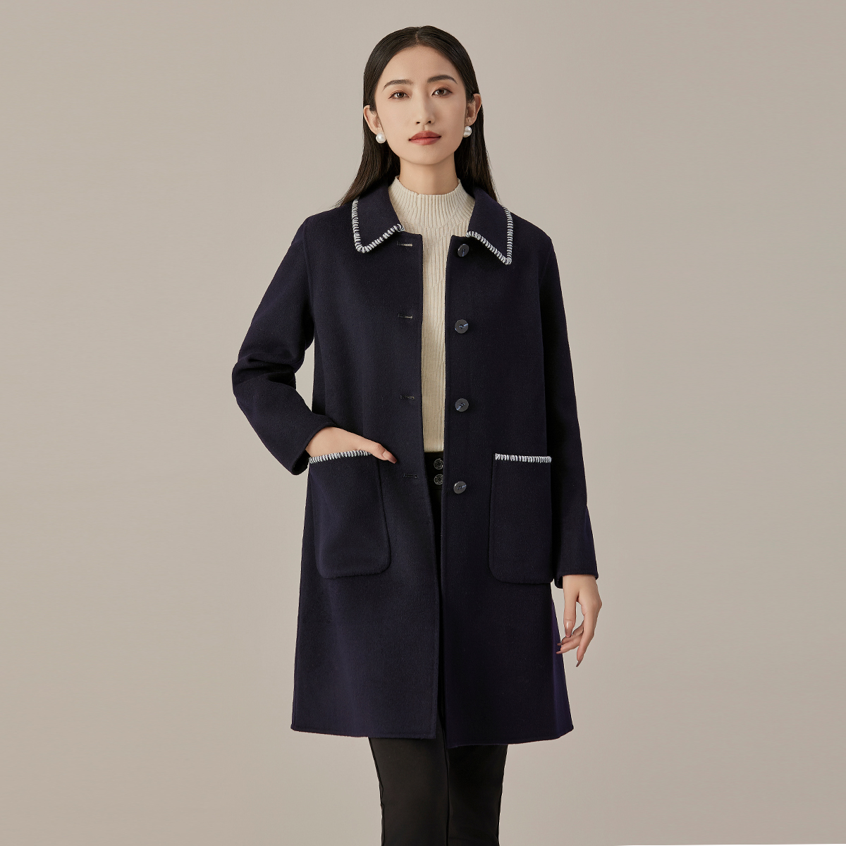 歌蒂诗冬季专柜新款简约翻领大口袋羊毛羊绒大衣女1D41D2527外套