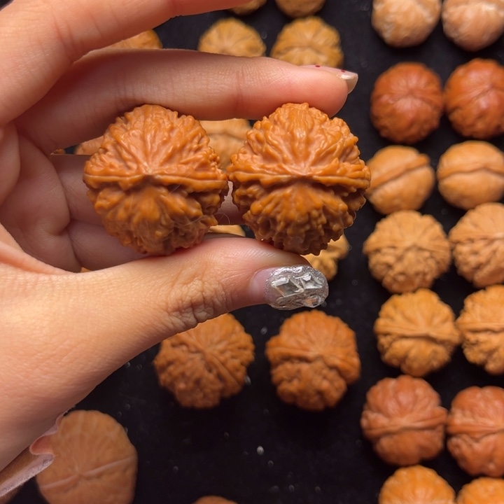 喜***徐文玩核桃吊坠核桃