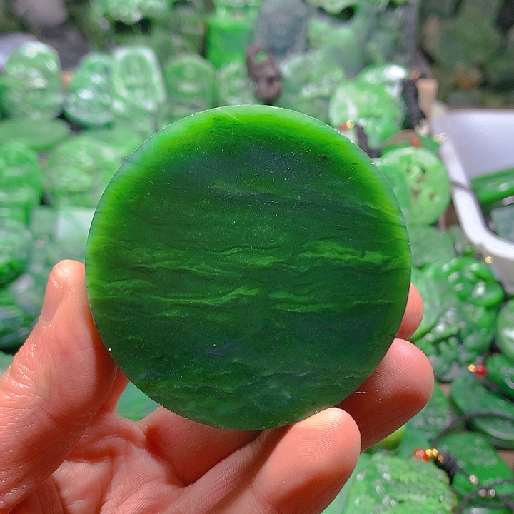 碧***杰和田玉（碧玉）未镶嵌珠宝奇石