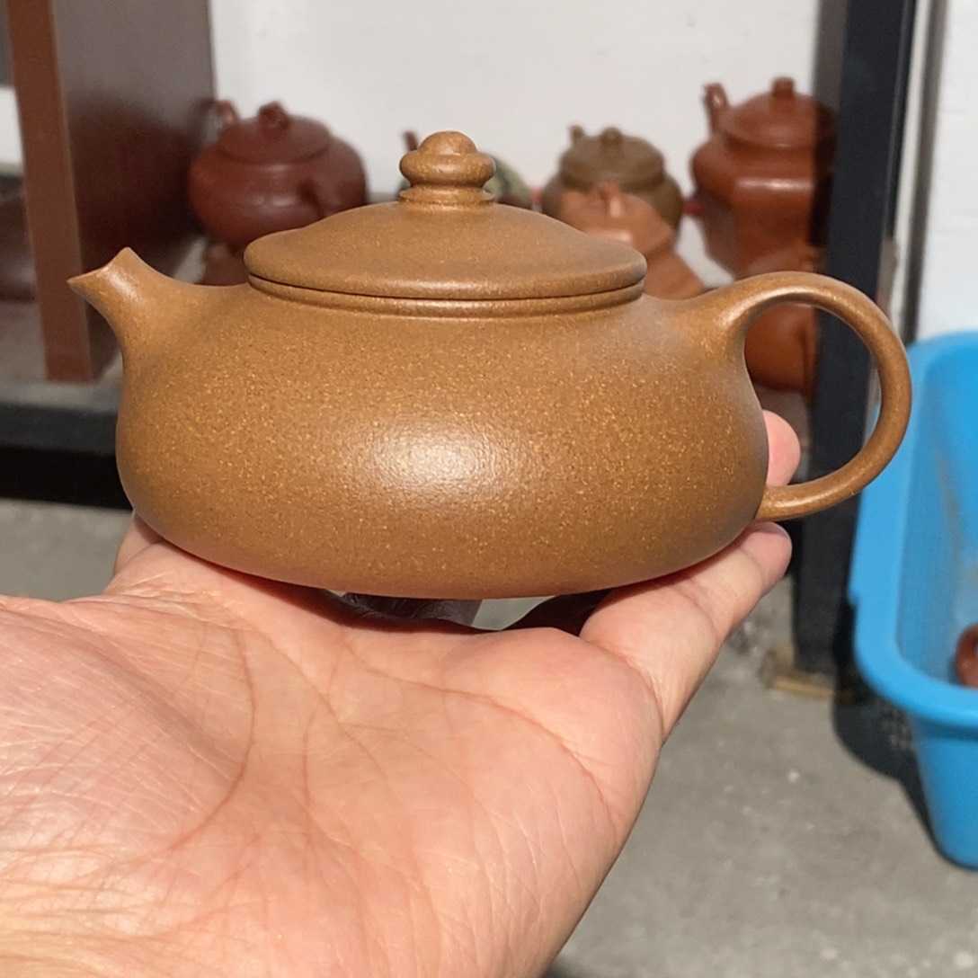 茶壶紫砂紫砂壶。紫砂壶。