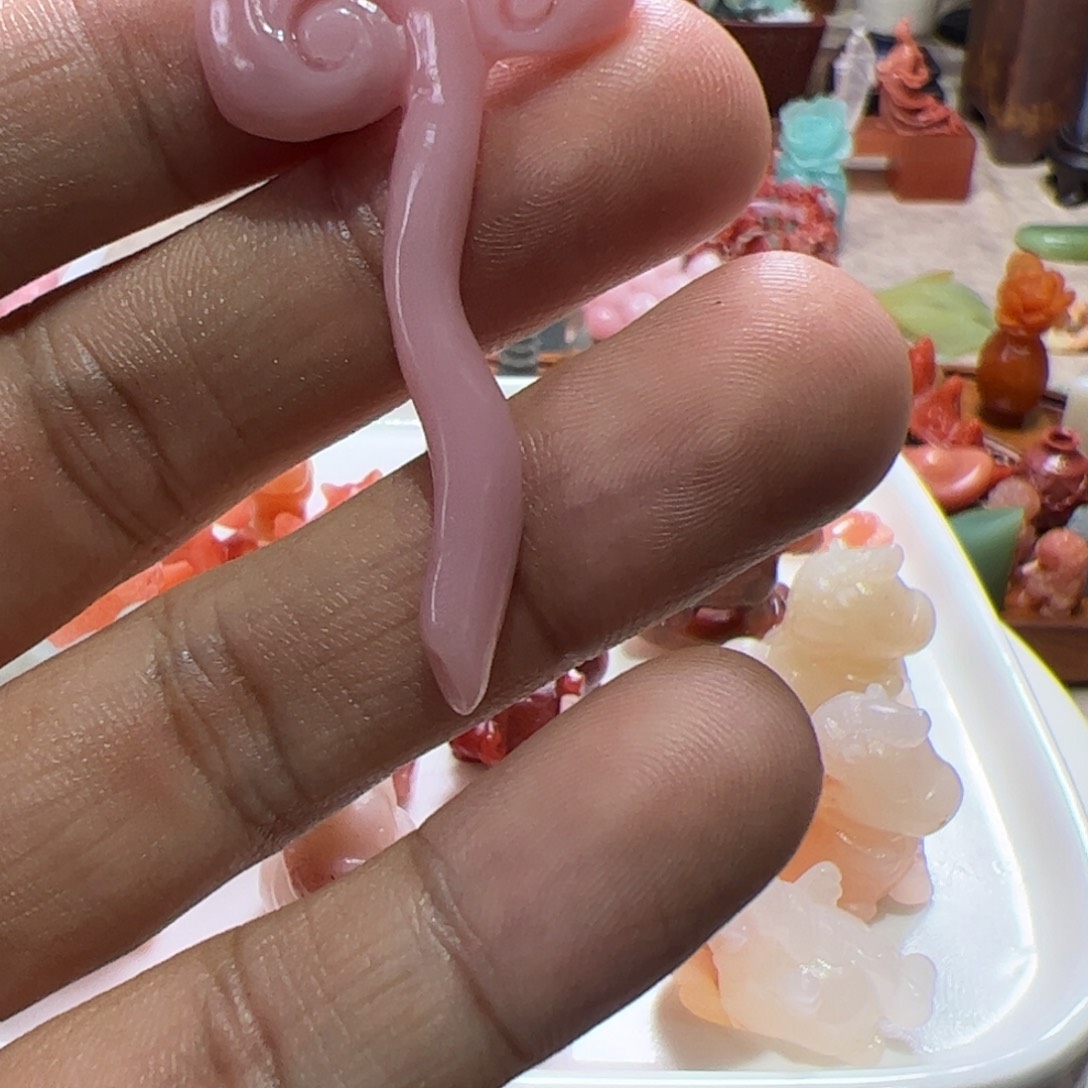 紫***）老挝石灵芝小摆件