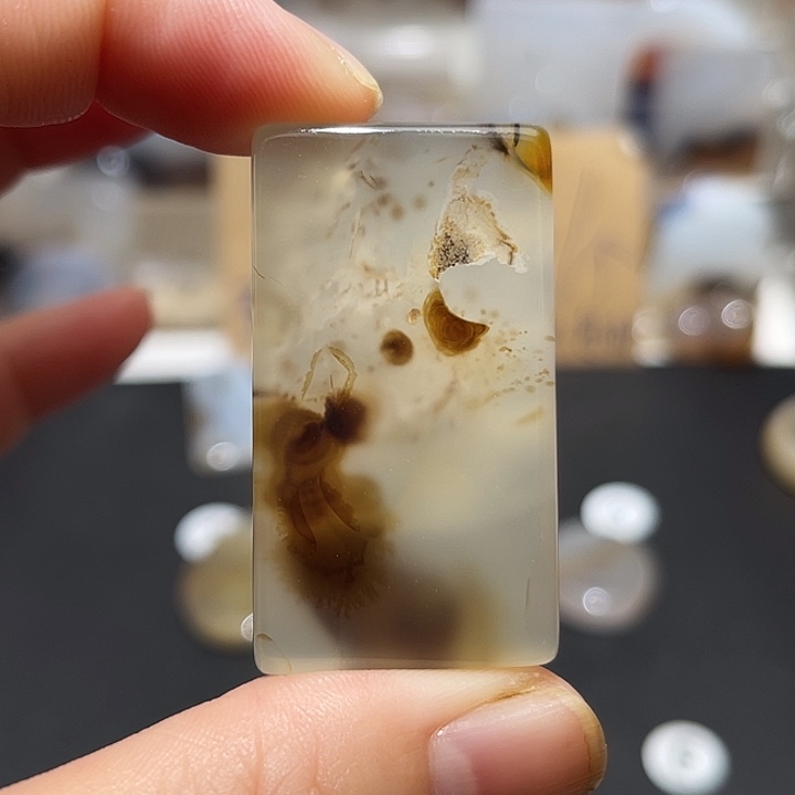 玛瑙/玉髓颈饰未镶嵌