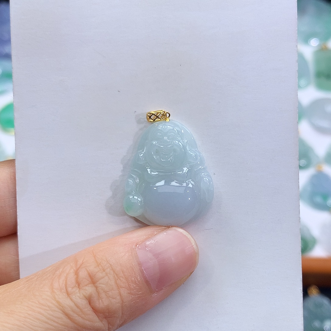 翡翠18K金镶嵌颈饰翡翠吊坠