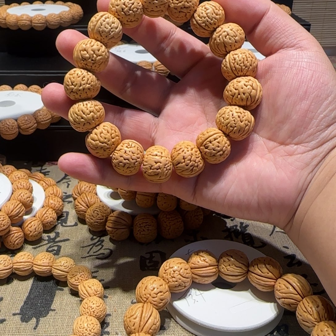 开***3吊坠桃核精品桃核