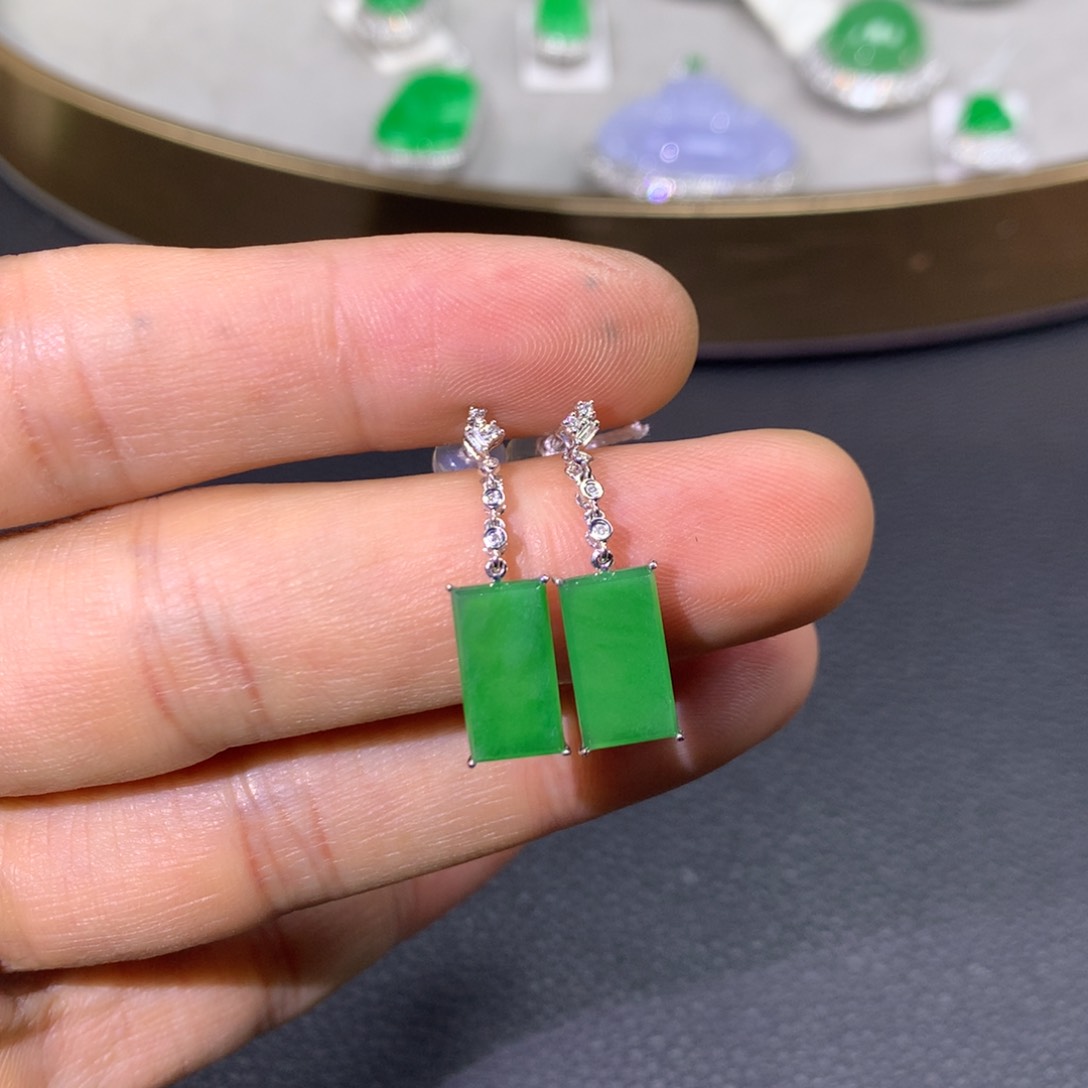 翡翠耳饰18K金镶嵌翡翠