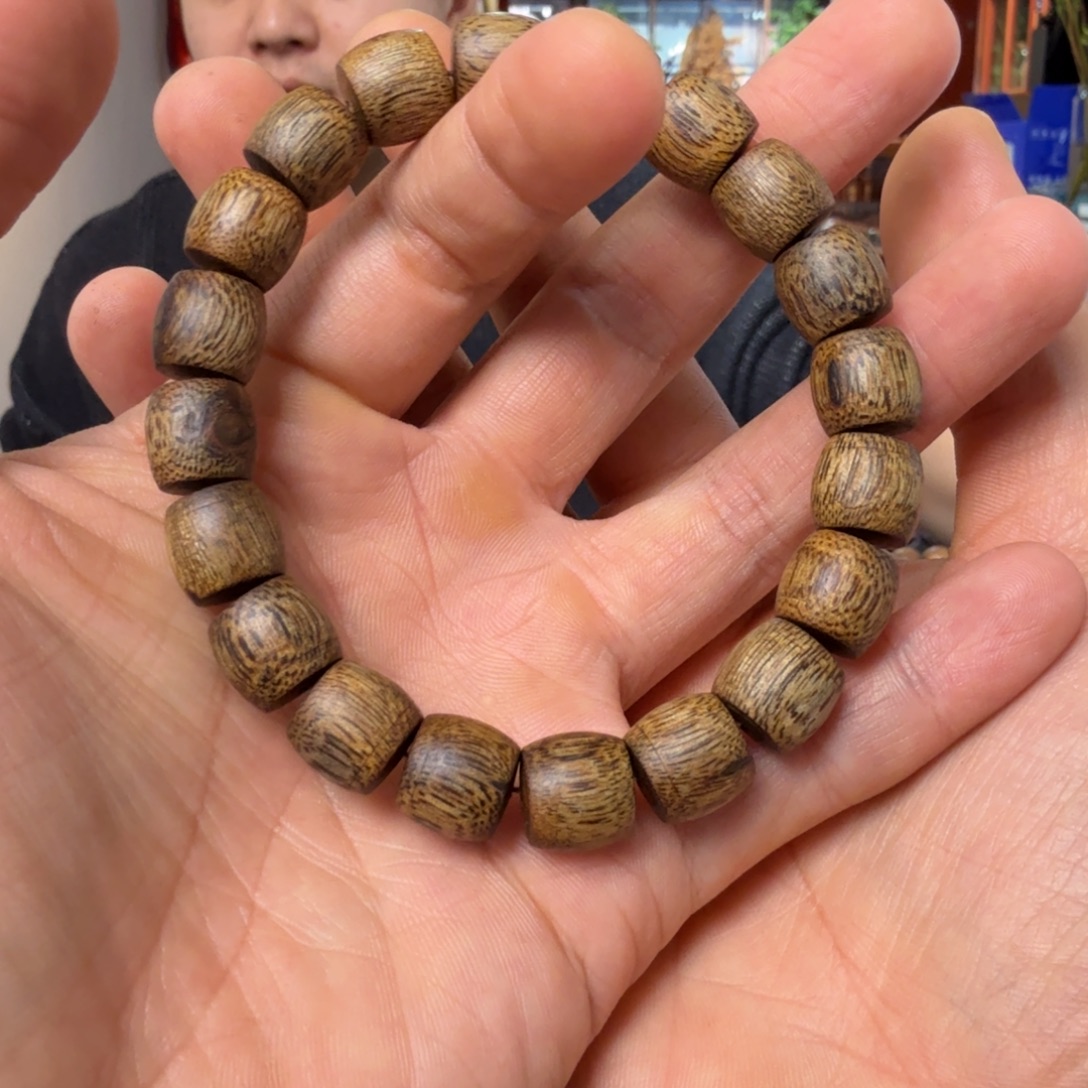 沉香手串99沉水浮 高等级 鼓珠11mm老板专属