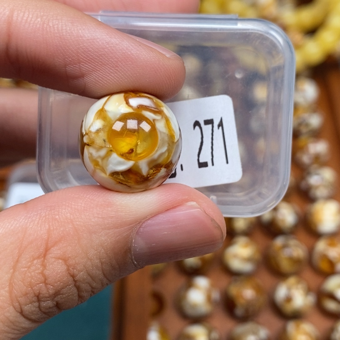 把件猴头核桃沁色圆珠老型271
