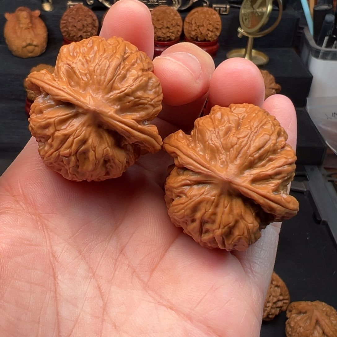 文玩核桃吊坠38全品野狼