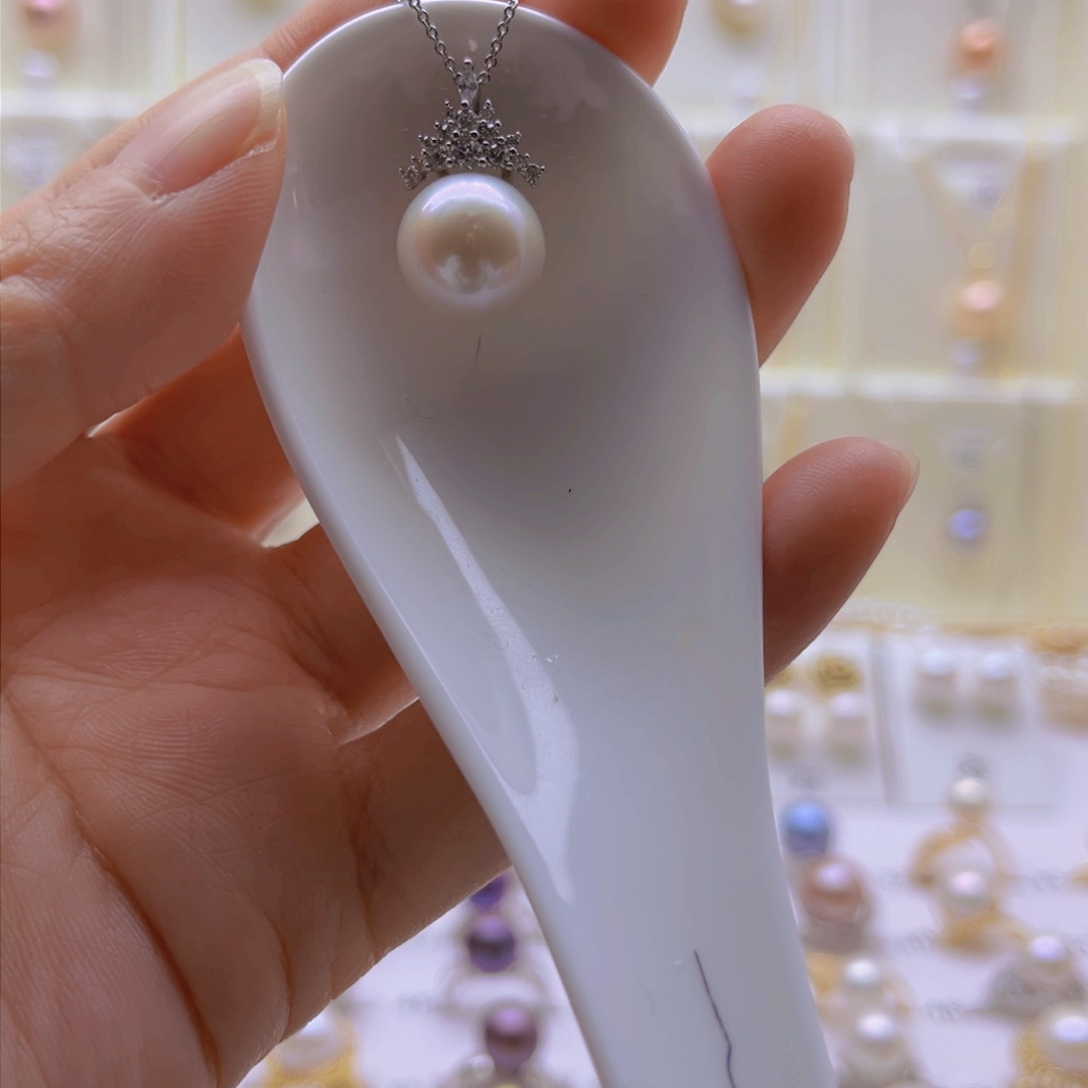 淡水珍珠颈饰合金