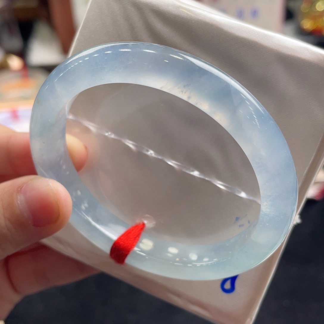 翡翠未镶嵌手镯16号贵妃