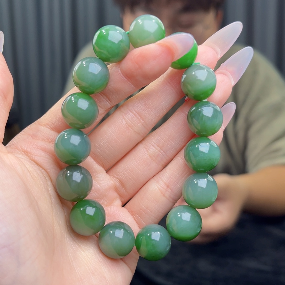 和田玉未镶嵌手链天然和田玉俄夹层阳绿带粉青14