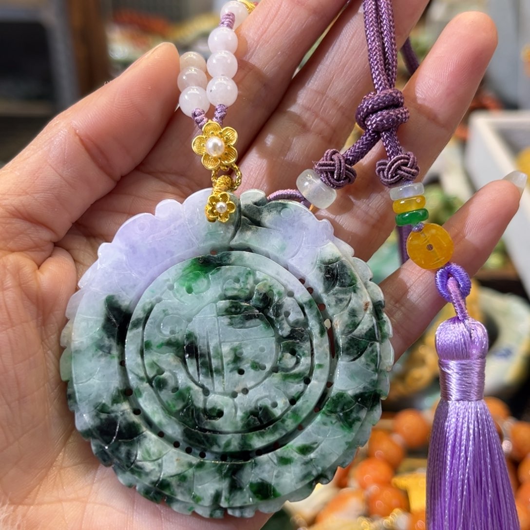 翡翠颈饰未镶嵌待编款