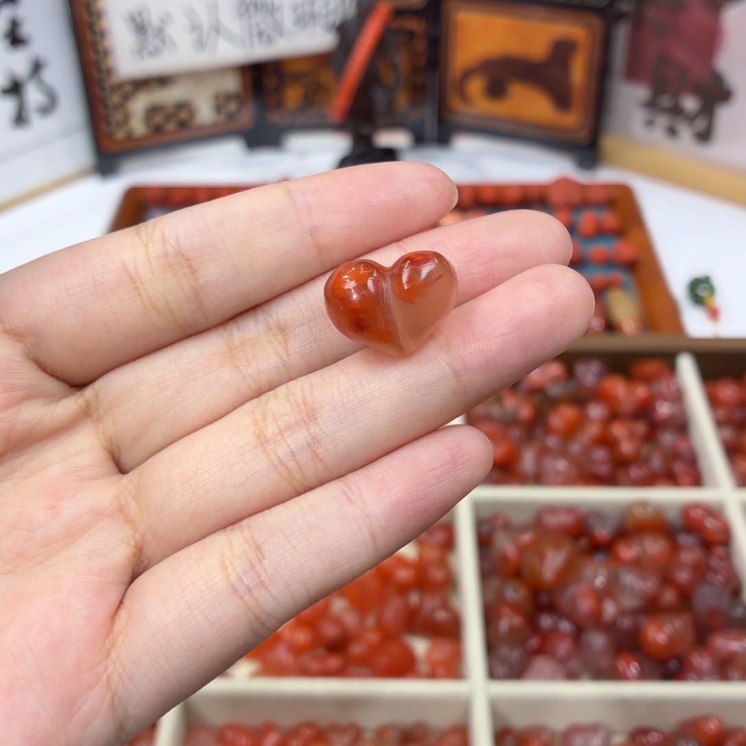 南红玛瑙未镶嵌配饰南红屁桃