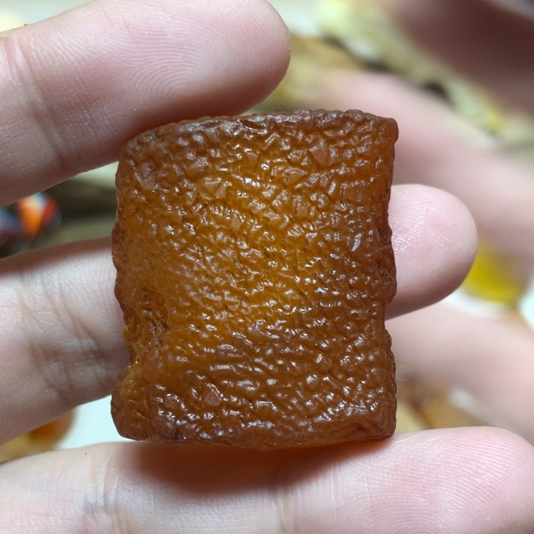 定制琥珀未镶嵌原矿琥珀