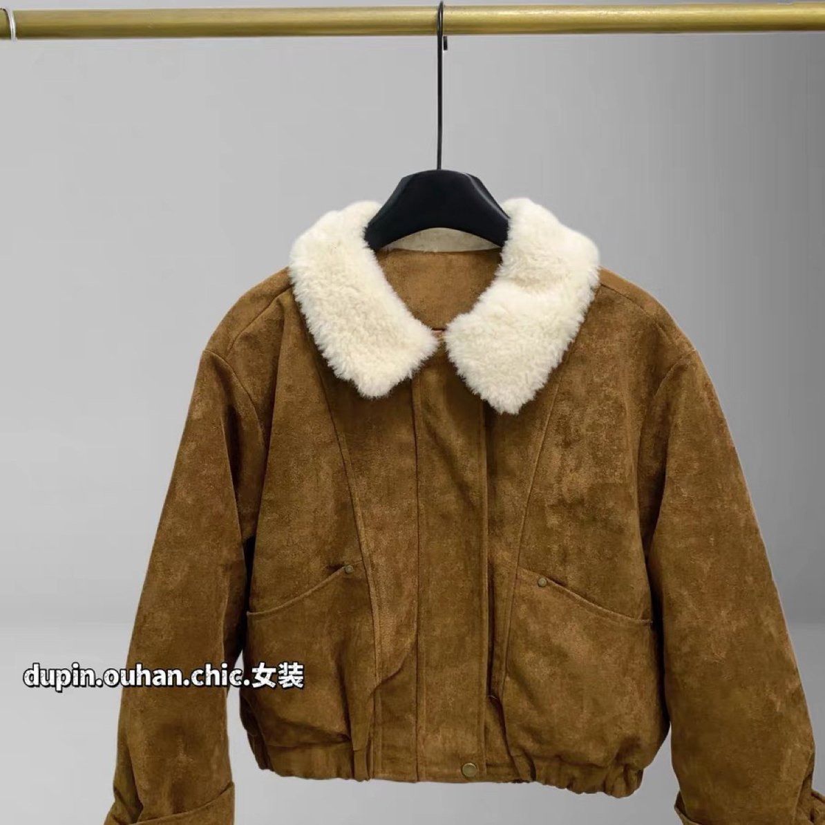 1036 羊羔毛翻领拼接鹿皮绒外套女欧货新款短款上衣女