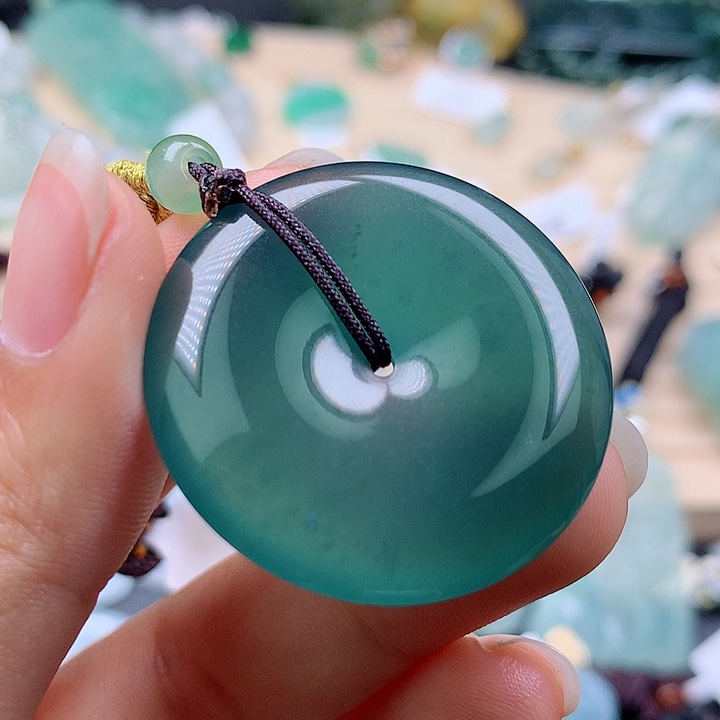 【闪购商品】翡翠颈饰未镶嵌李*派翡翠吊坠