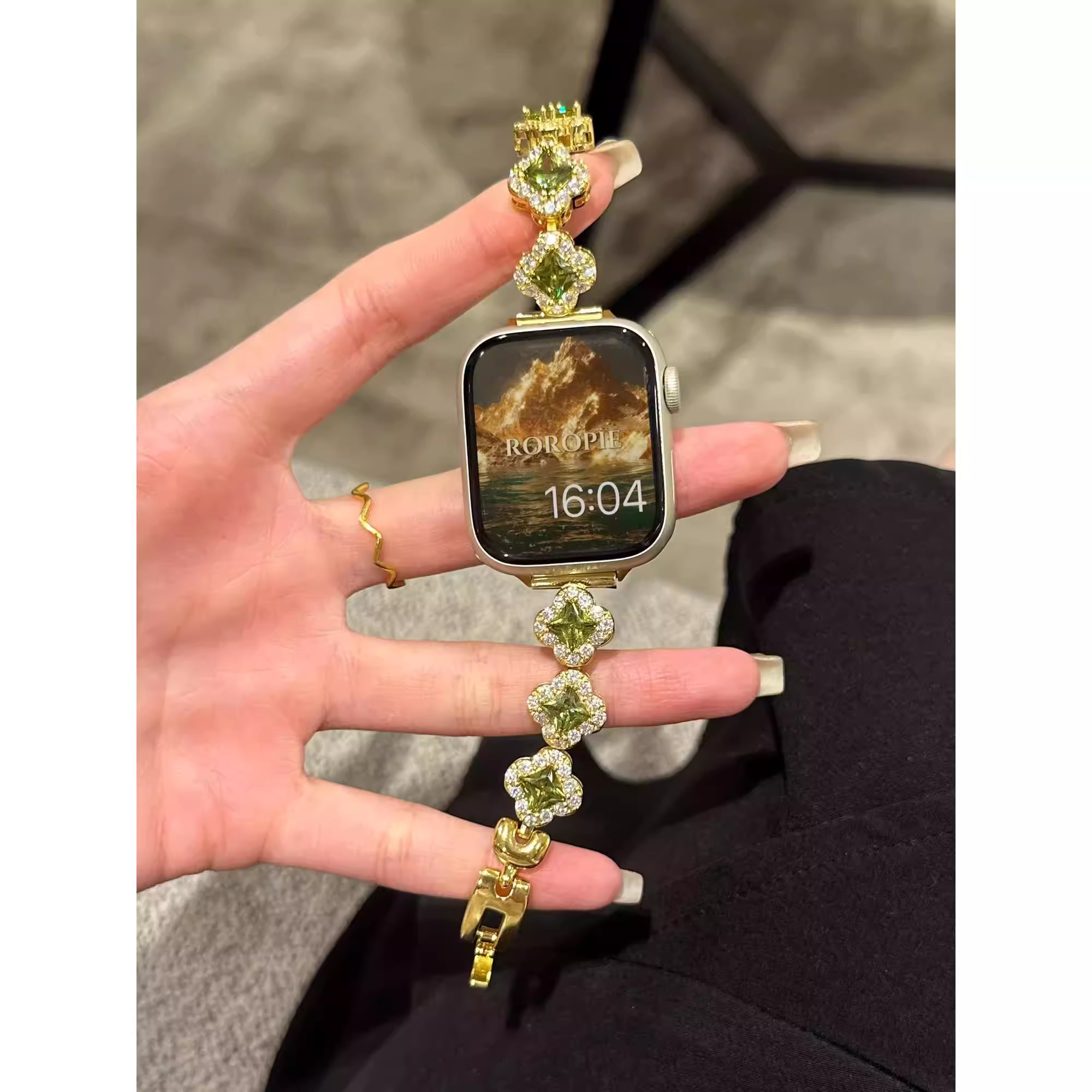 适用苹果手表表带s11施华洛iwatchs9金属s10镶钻applewatchS8腕带