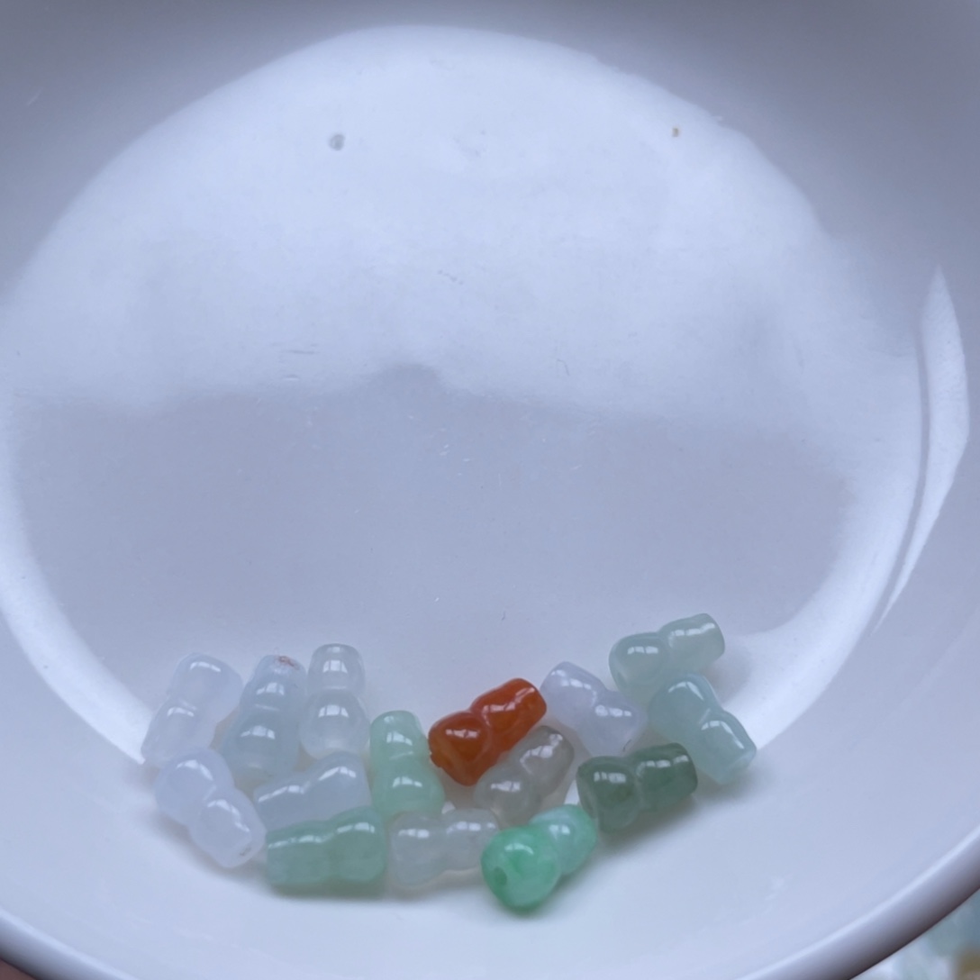 翡翠散珠通孔葫芦