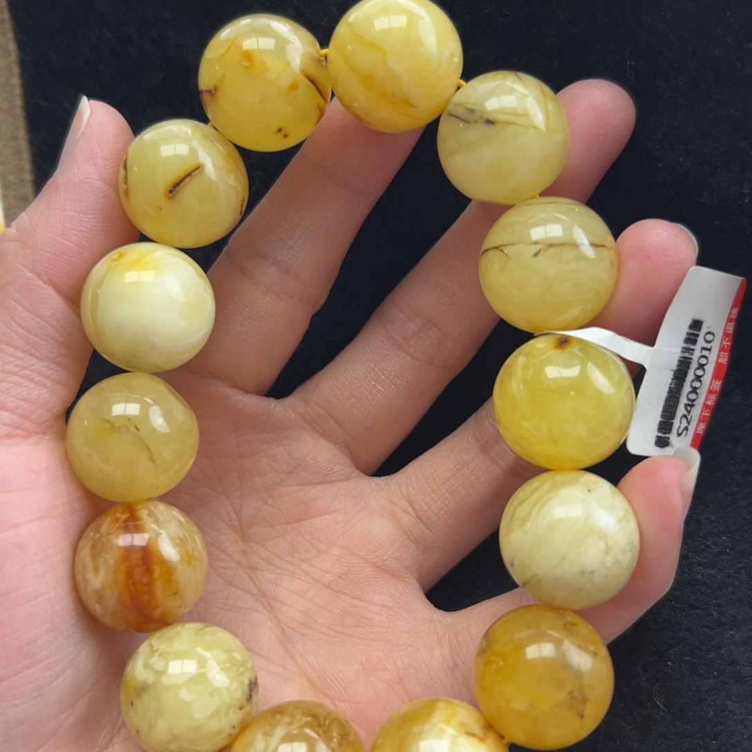 琥珀珠宝奇石未镶嵌