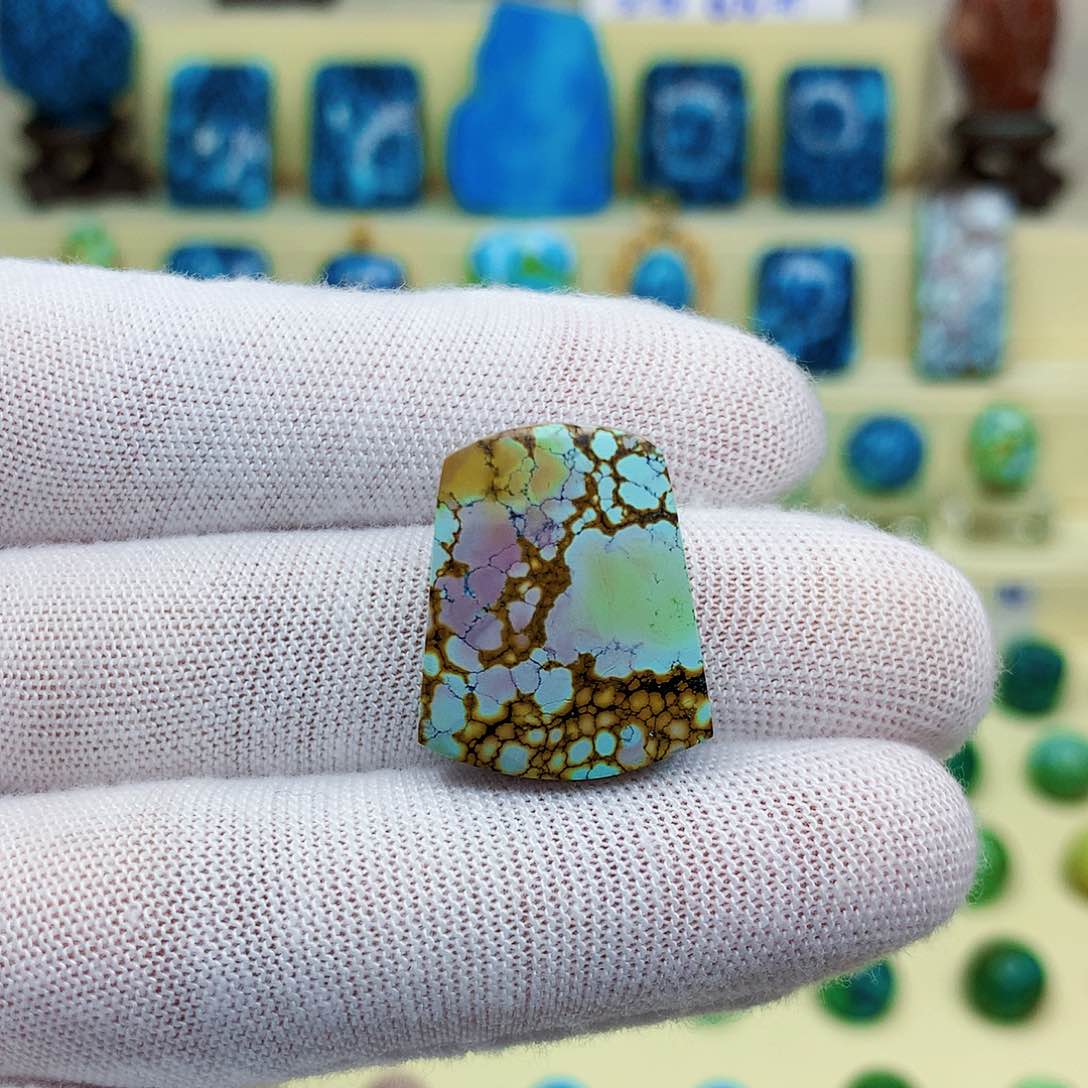 绿松石绿松石未镶嵌