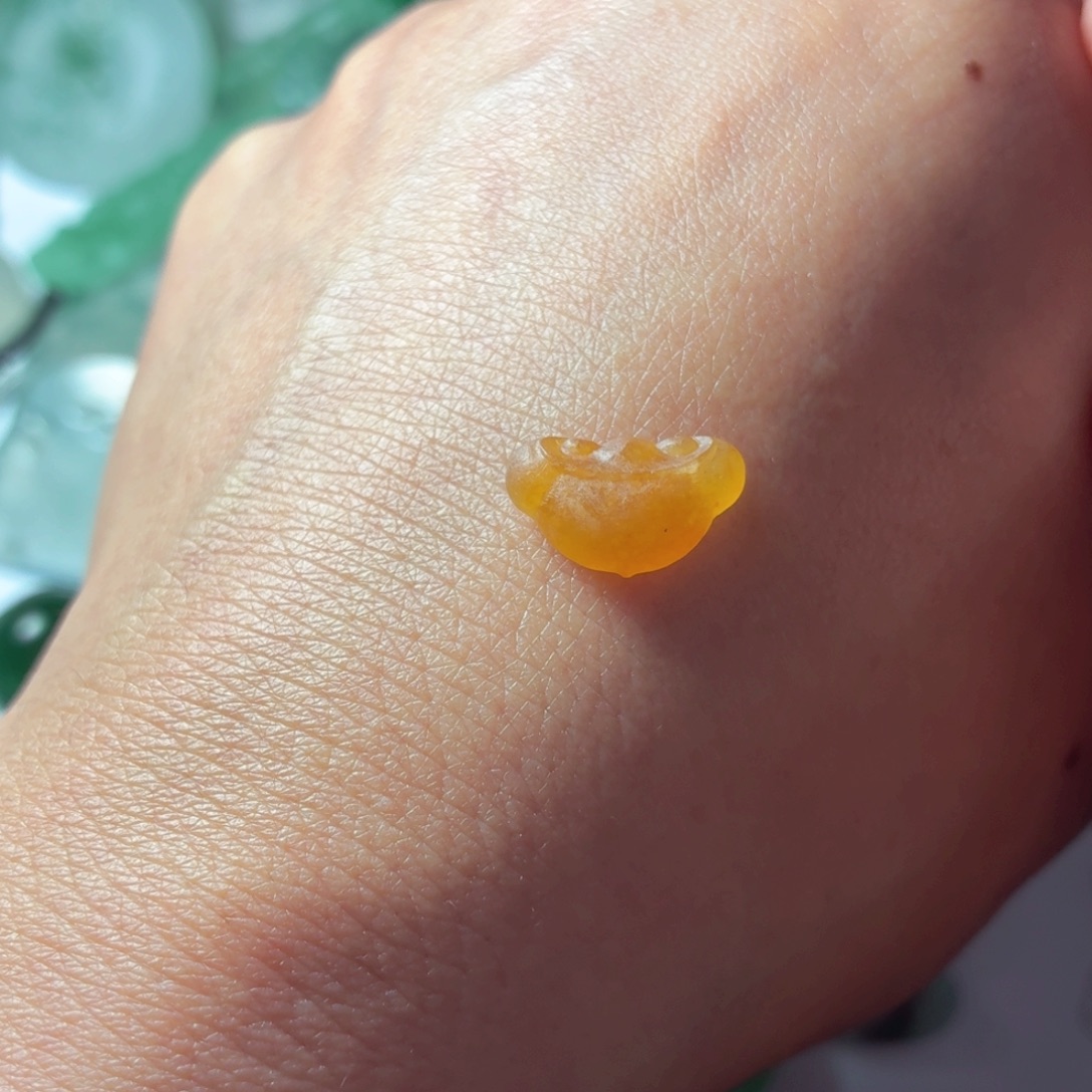 定制翡翠未镶嵌包工