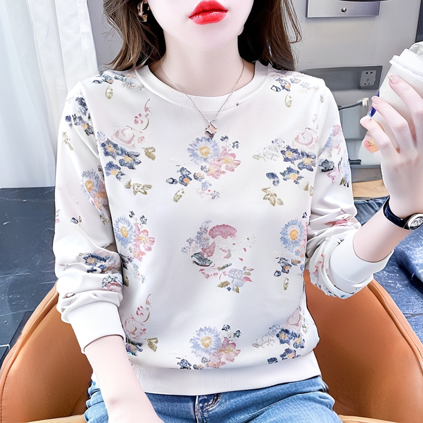 早秋棉质圆领卫衣女秋装新款花朵印花长袖打底衫宽松显瘦内搭上衣