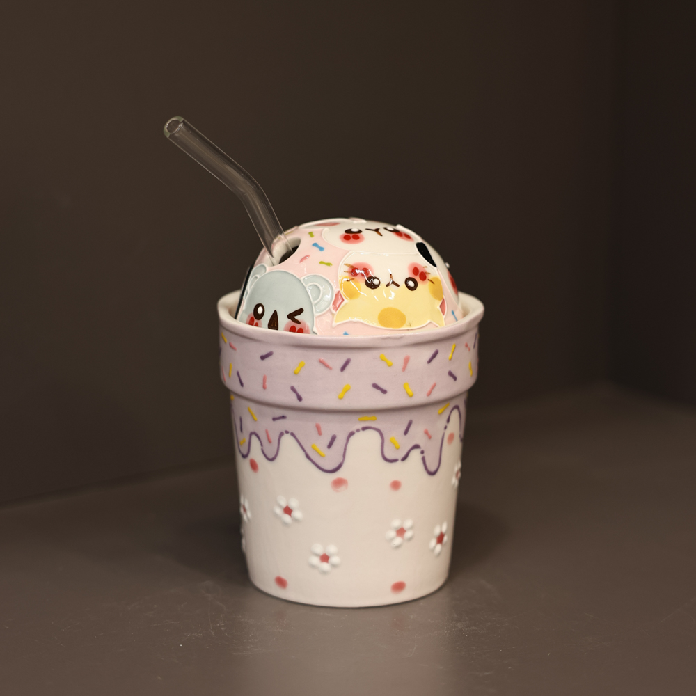 500紫色卡通带盖吸管杯