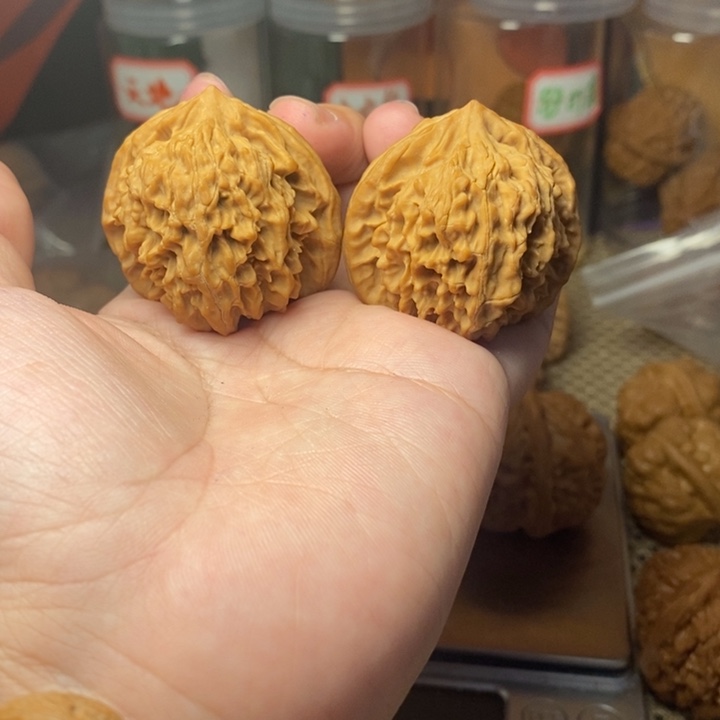 核桃手串/手链皇冠狮子头40全