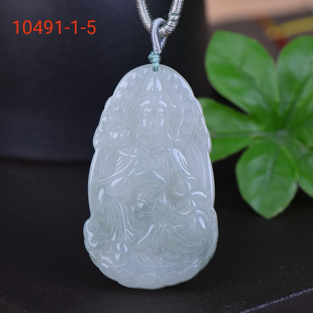 【名称】精品天山翠《观音》挂件【寓意】普度众生尺寸31×52