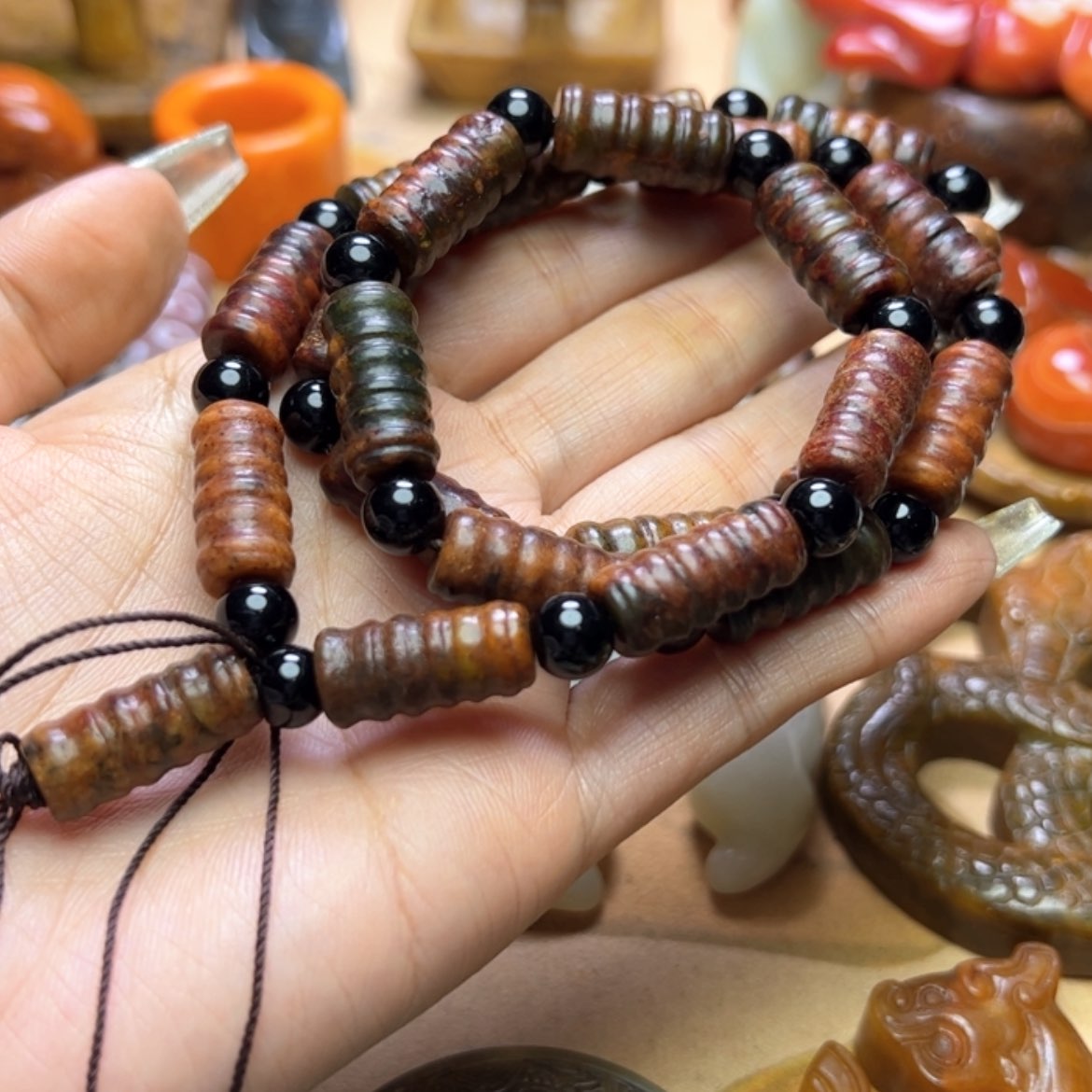 【闪购商品】蛇纹石玉颈饰未镶嵌