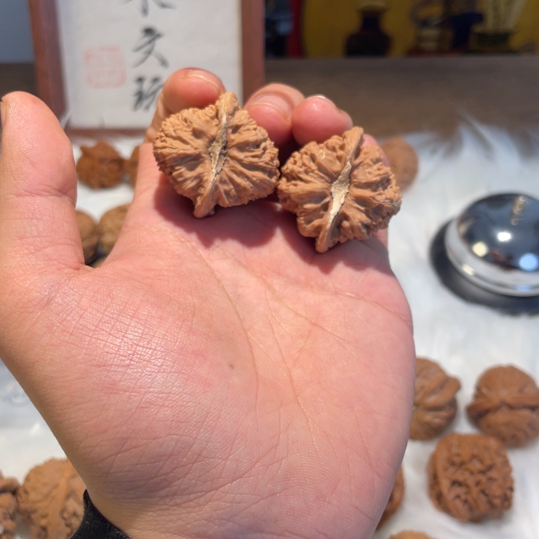 35老款miwen文玩核桃