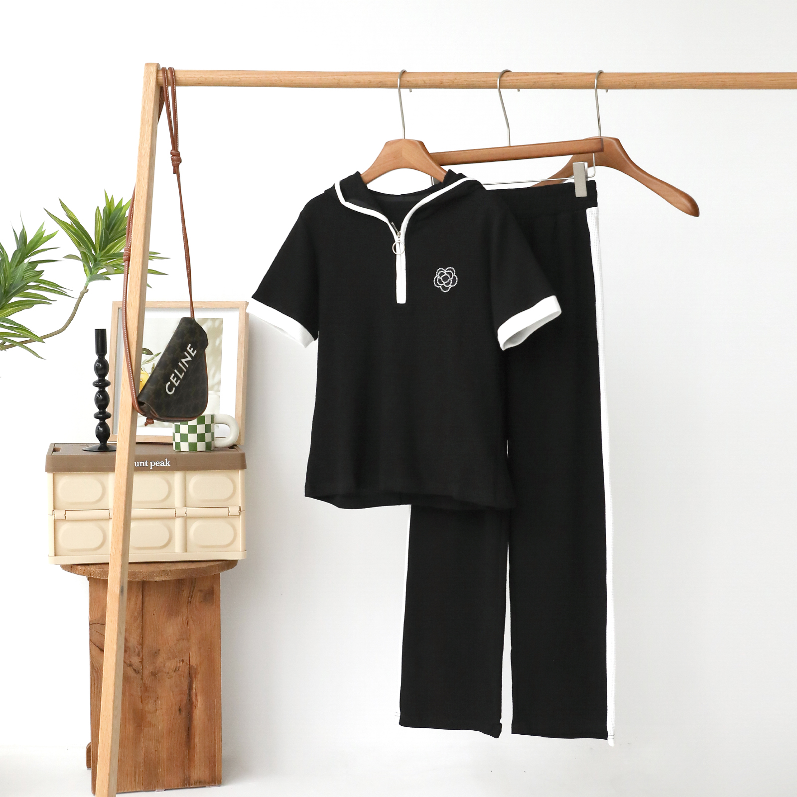 特！店4&19！透气华夫格山茶花刺绣半拉链连帽休闲套装 L41352